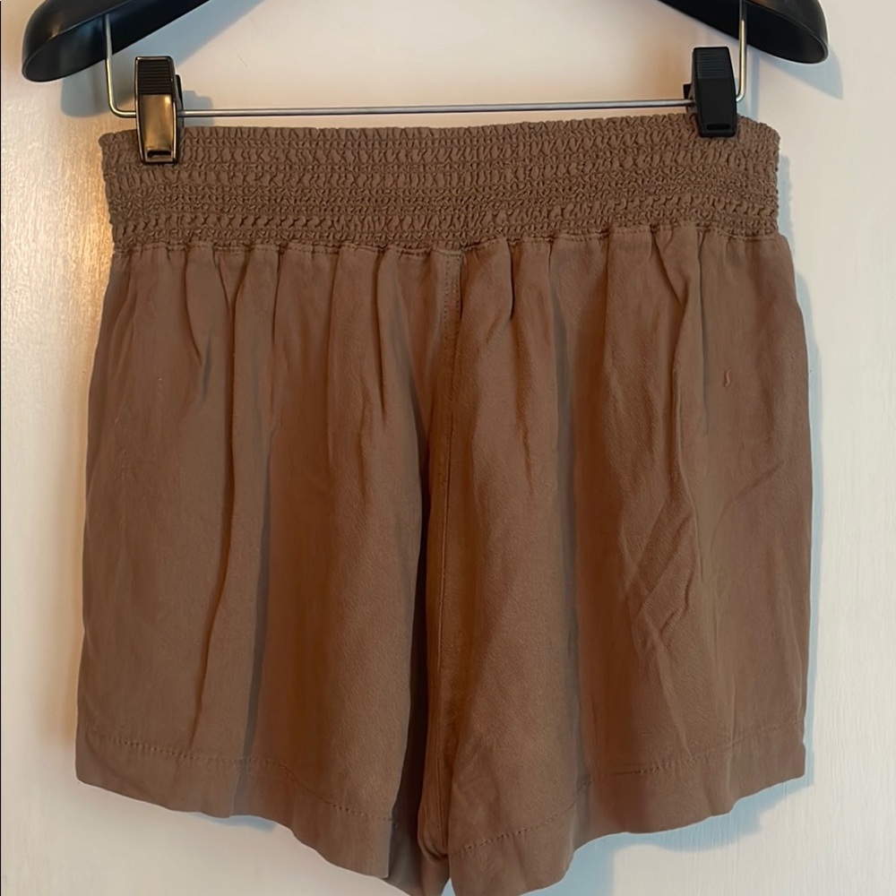 CiSono Taupe High Waist Elastic Waist Shorts, Small - Picture 4 of 5
